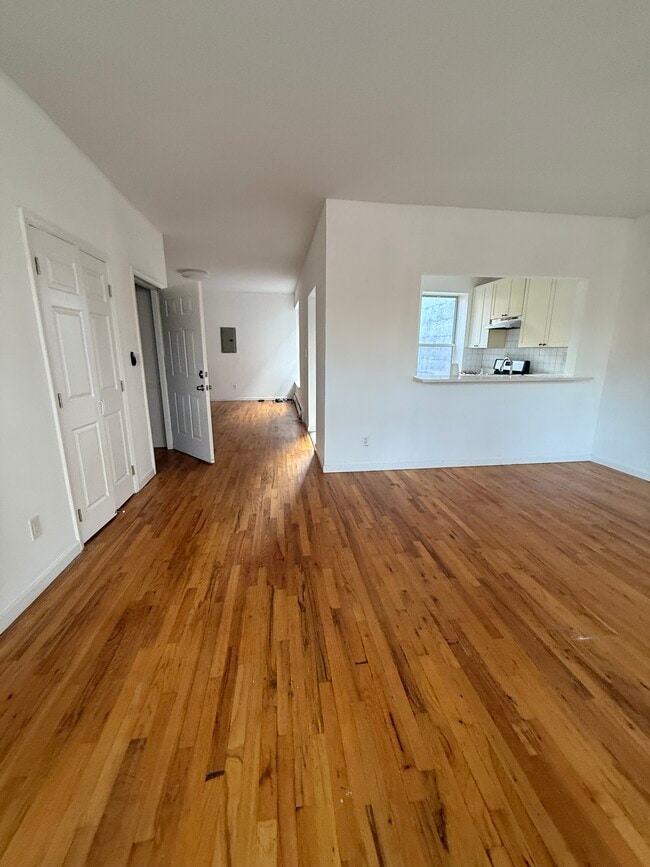 Photo - 819 Saratoga Ave