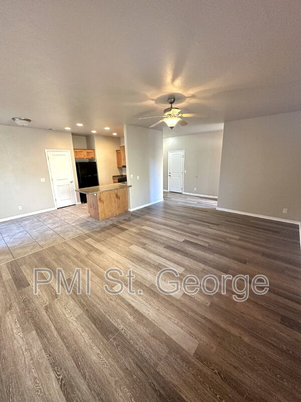 Photo - 508 N 2480 W