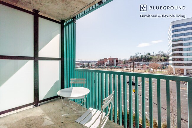 Photo - 3030 Potomac Ave Unidad FL3-ID1012