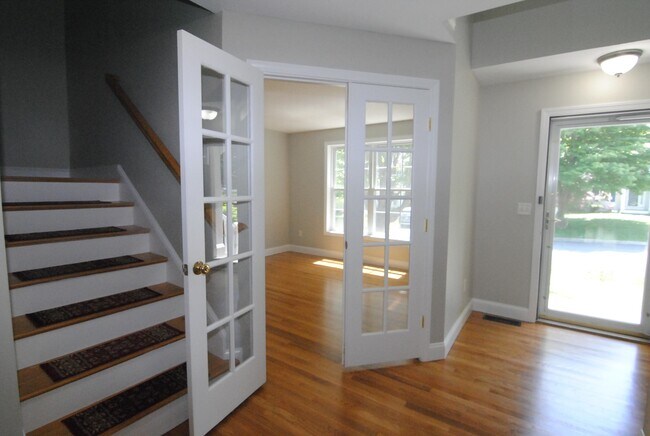 Photo - 46 Cherrywood Dr