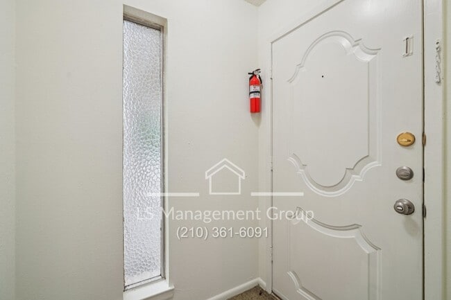 Photo - 6604 Cherryleaf St