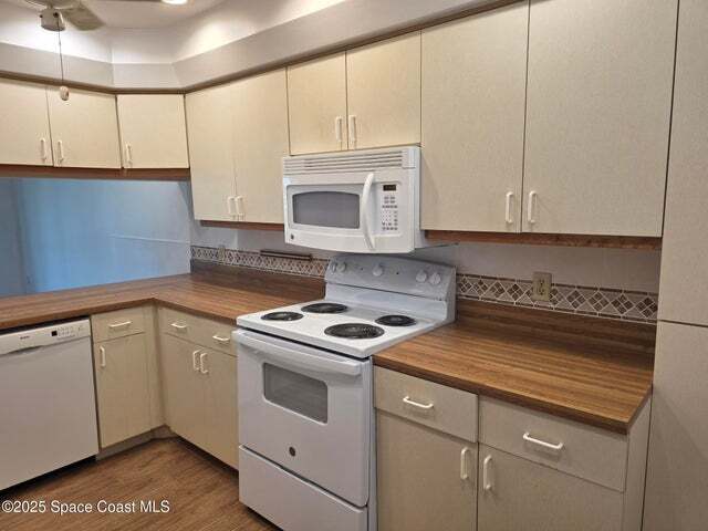 Photo - 277 Forecast Ln