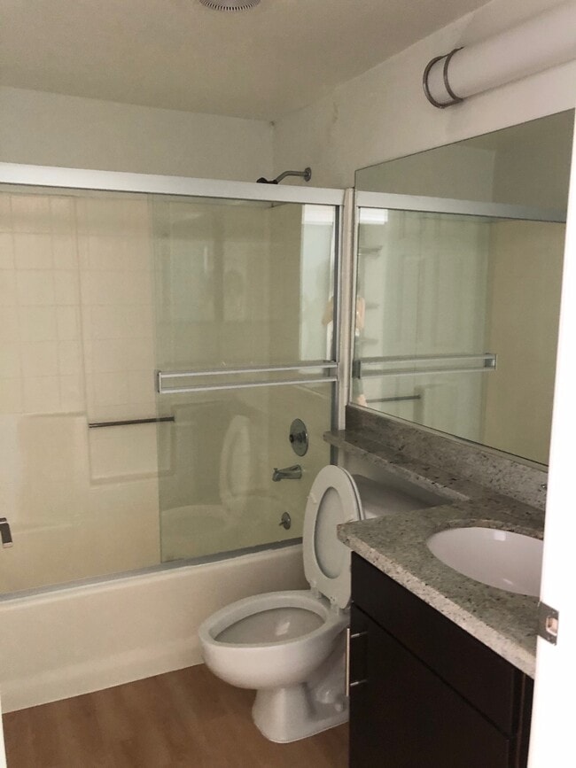 Photo - 939 Palm Ave