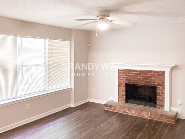 Photo - 4392 Westchester Ct