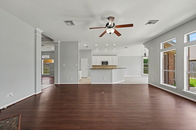 Photo - 14731 Raven Hollow Ln