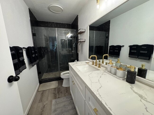 Photo - Haleakala Gardens Furnished ground floor 3...