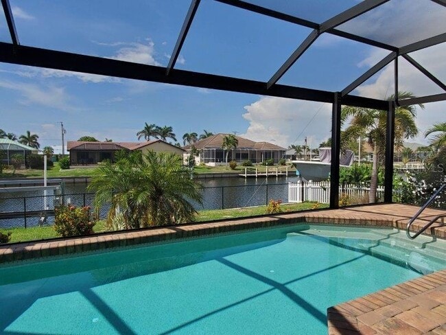 Photo - 2100 Aqui Esta Dr