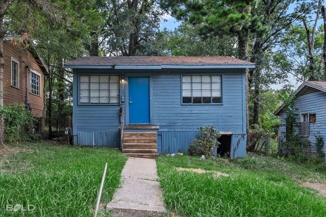 Photo - 1354 Summers St