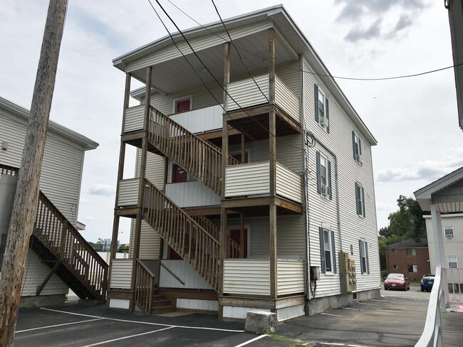 193 Turner St Unidad 2W