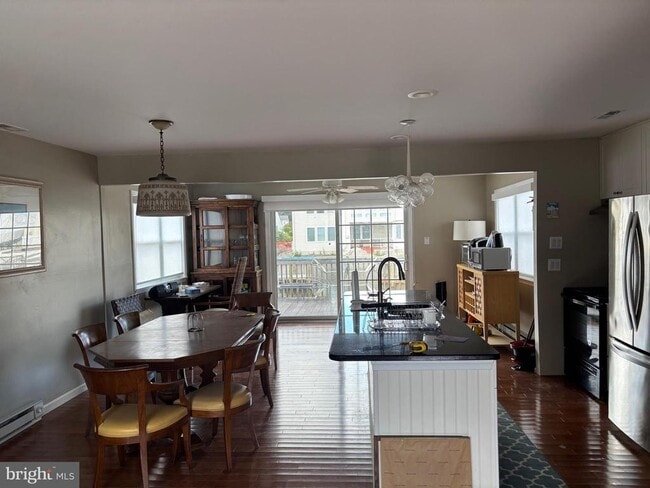 Photo - 156 Rodman Dr