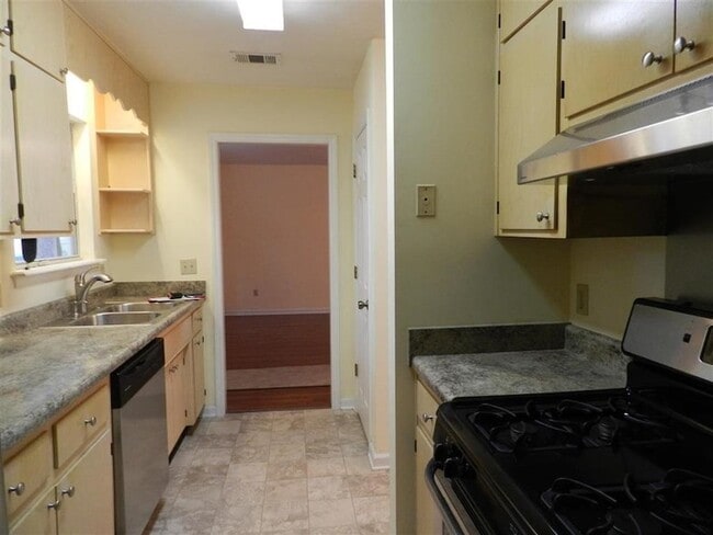 Photo - 3859 McFarlane Dr