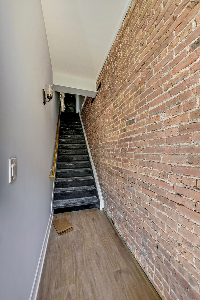Photo - 4158 W Lake St