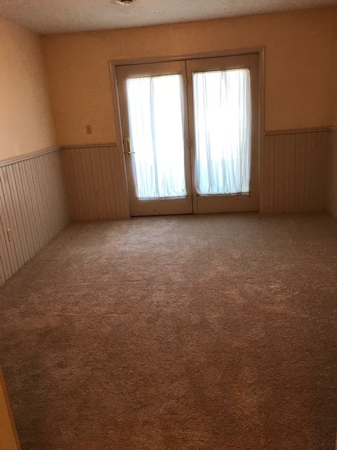 Sótano terminado - 93 Nottingham Dr