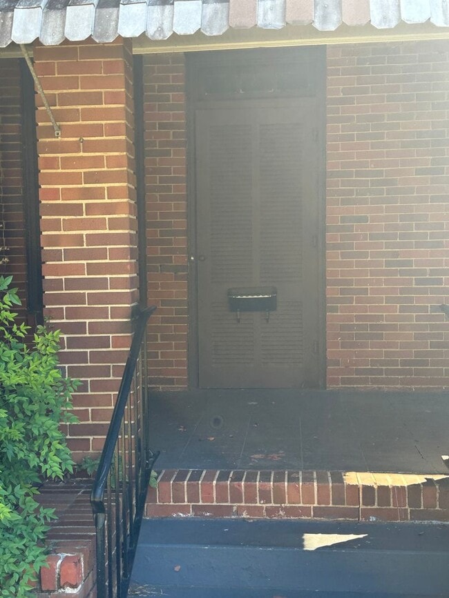 Photo - 3377/3379 Lexington Road Unidad 3377 Lexington Duplex-150