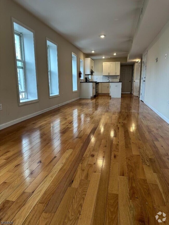 Building Photo - 26 Lindsley Ave Unit 2L Rental