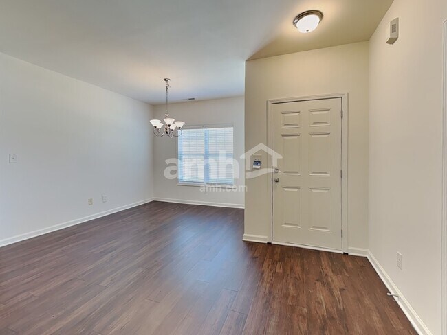 Photo - 2316 King Malcolm Ln