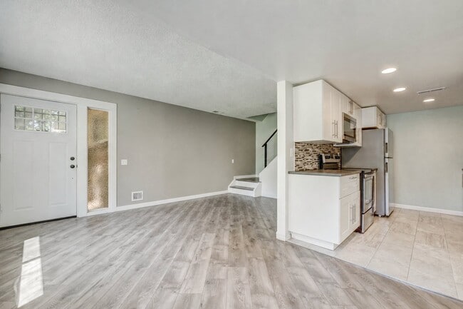 Photo - 9005 Lehigh Ave