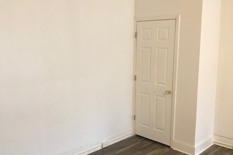 Photo - Carriage House Square