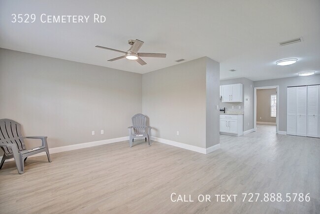 Photo - 3529 Cemetery Rd