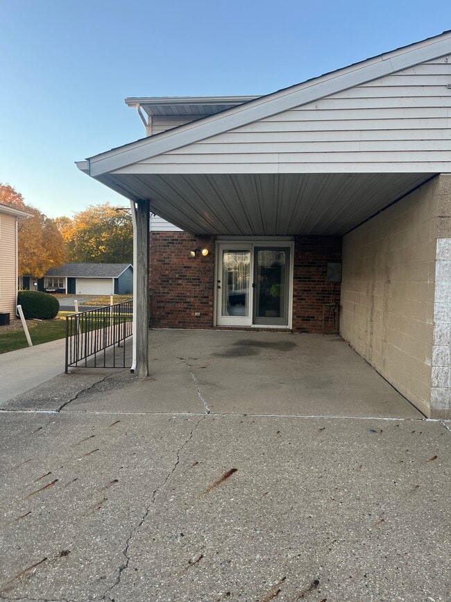 Photo - 1208 Miller St