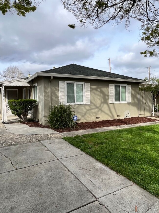Building Photo - 1481 San Juan Ave Unit San Juan Ave 1481