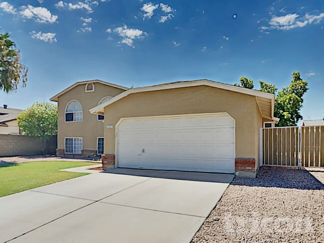 Photo - 601 E Palomino Dr