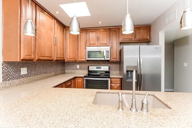 Photo - 4908 S Park Dr
