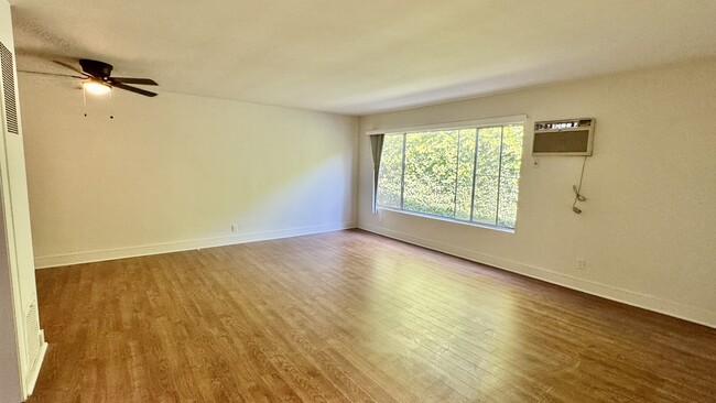 LIVING ROOM - 11737 Kiowa Ave Apartments