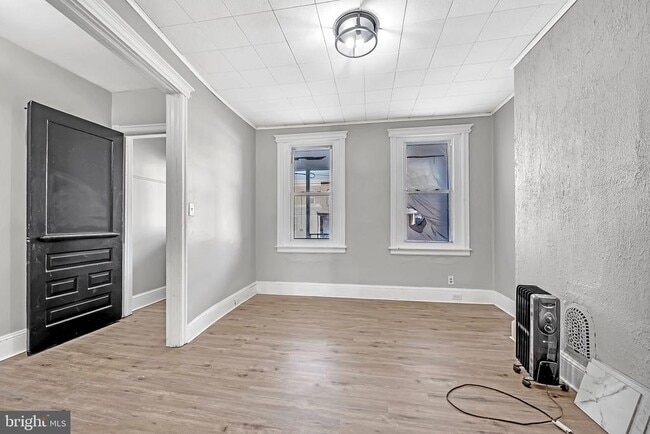 Photo - 25 Adella Ave