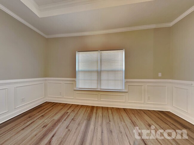 Photo - 7022 Kingburgh Ln