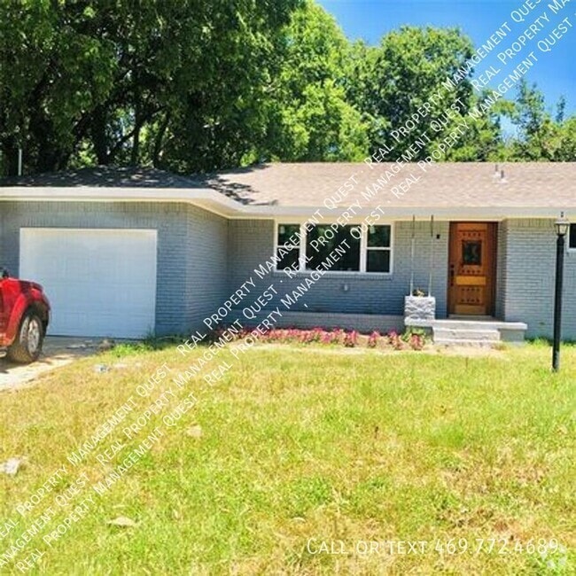 Building Photo - 4310 Vandervort Dr Rental