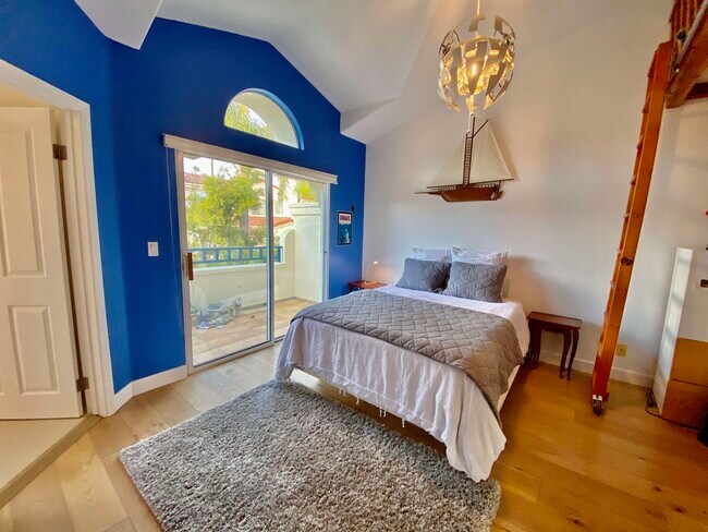 6481 Zuma View Pl Unit 107