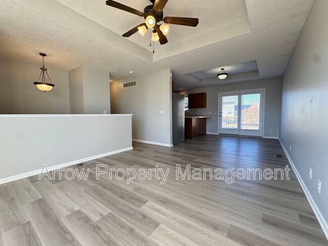 Photo - 7355 S 20th St