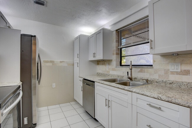 Photo - 12449 Westhampton Cir