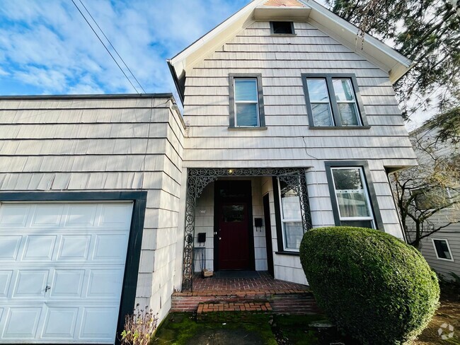 Building Photo - 4234 S View Point Ter Unit C Rental