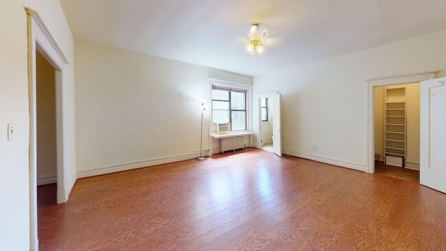 Photo - 1514 17th St NW