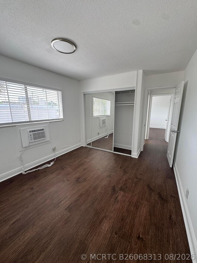 Photo - 510 Lake Shore Dr Unit 0360