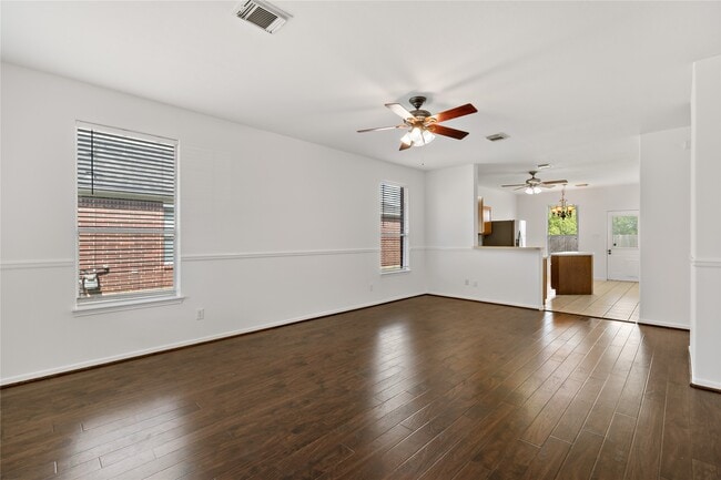 Photo - 5425 Jefferson St