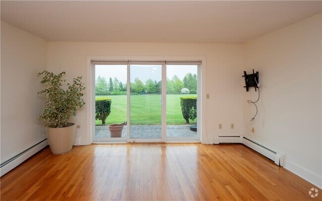Building Photo - 20 Indian Ave Unit 17 Rental