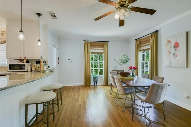 Photo - 1615 Westover Rd