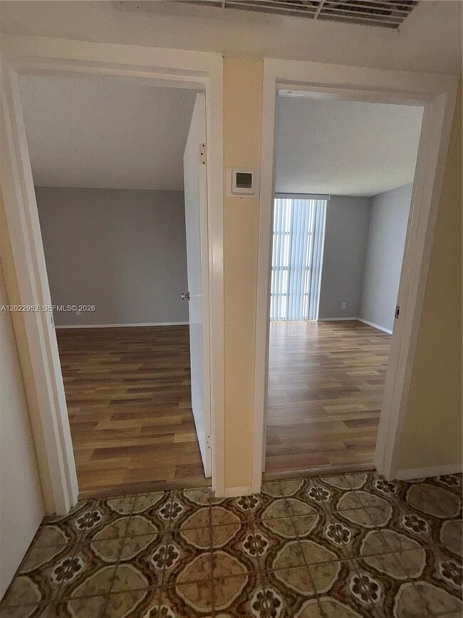 Photo - 2001 Atlantic Shores Blvd Unit 409