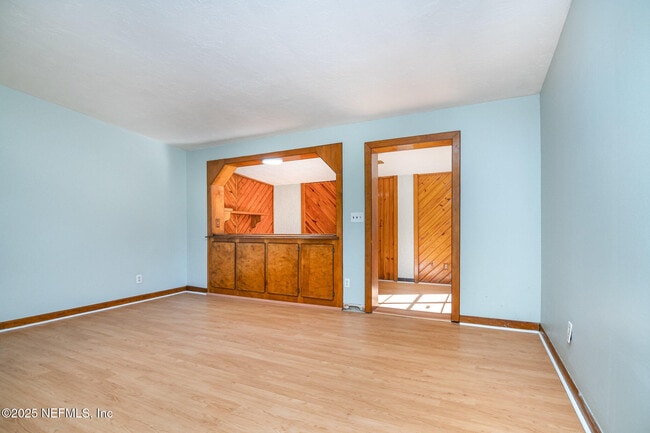 Photo - 1045 Legay Ave