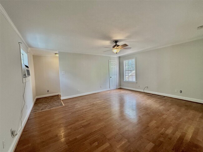 Photo - 114 Munford St