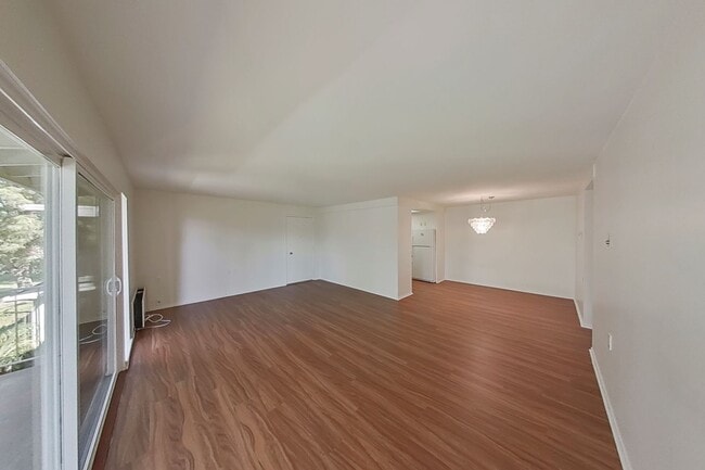 Photo - Quiet 2 Bedroom / 2 Bathroom in Gated Lagu...