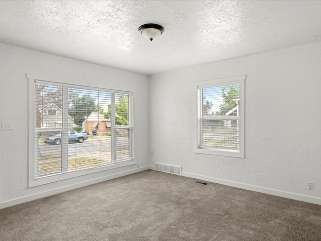 Photo - 3568 Orchard Ave