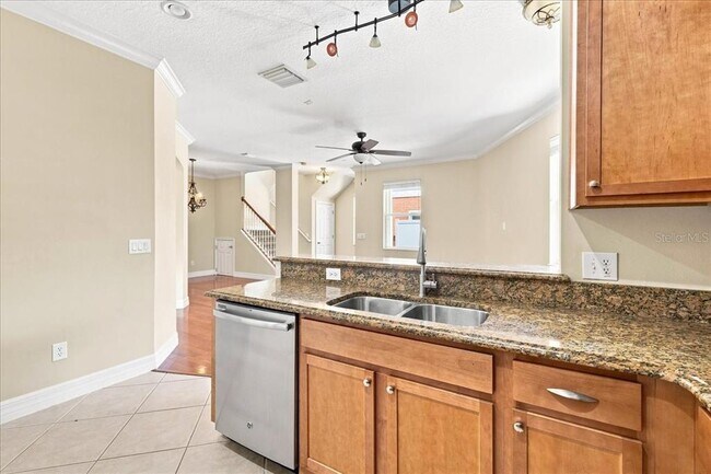 Photo - 2403 S Shine Ave