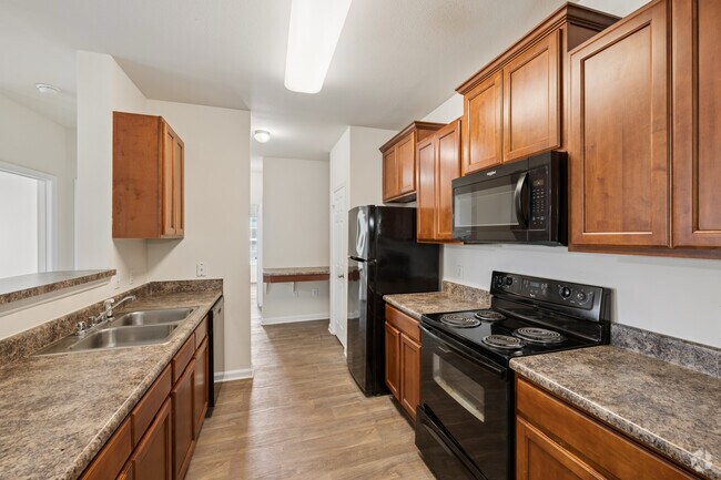 The Ashford 3BR, 2BA - 1,287SF - Kitchen