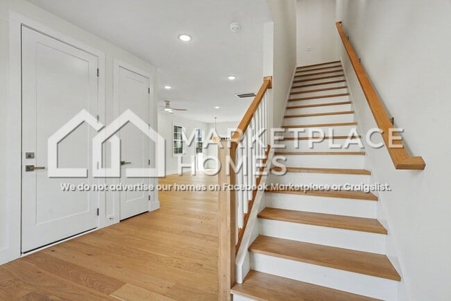 Photo - 109 Taverly Dr