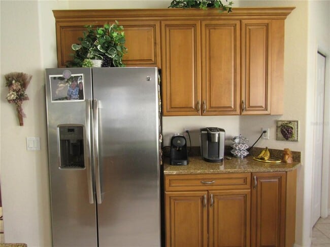 Photo - 334 Mestre Pl