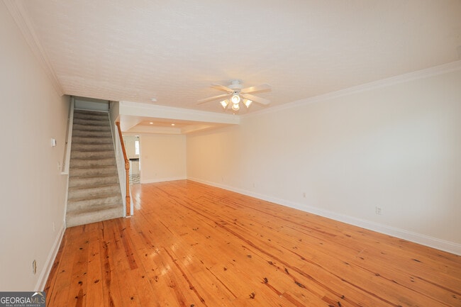 Photo - 37 Intown Pl